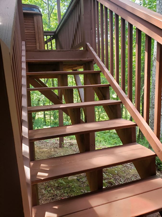 Deck Staining in Blue Ridge, GA | Lopez Painting