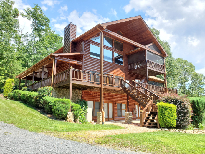 Deck cabin staining (1)